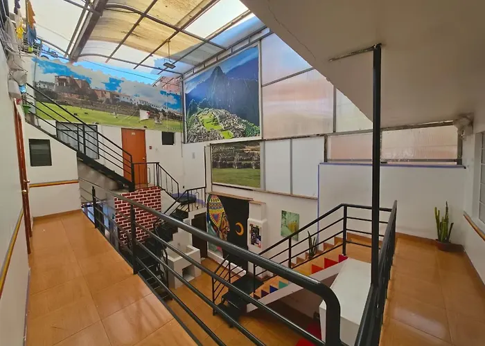 Peru Inn Hostel *